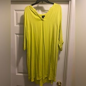 Women’s lime green dress